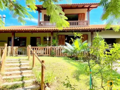 Casa com 4 Quartos à venda, 271m² no Campeche, Florianópolis