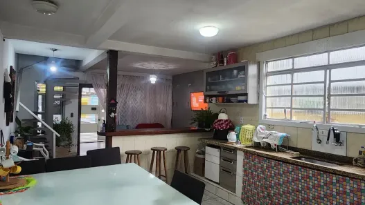 Sobrado com 2 Quartos à venda, 185m² no Jardim Marica, Mogi das Cruzes