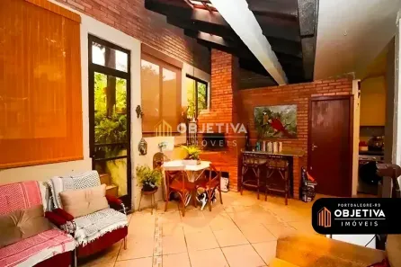 Casa com 3 Quartos à venda, 128m² no Medianeira, Porto Alegre