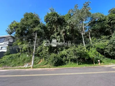 Lote/Terreno à venda, 840m² no Chácara Moinho Velho, Carapicuíba