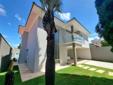 Casa com 4 Quartos para alugar, 361m² no Centro, Pouso Alegre