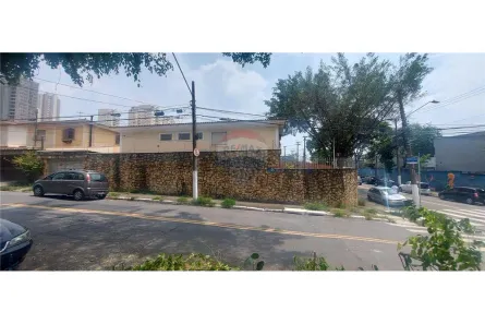 Sobrado com 3 Quartos à venda, 240m² no Vila Firmiano Pinto, São Paulo