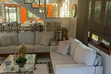 Sobrado com 4 Quartos à venda, 300m² no Pitangueiras, Guarujá