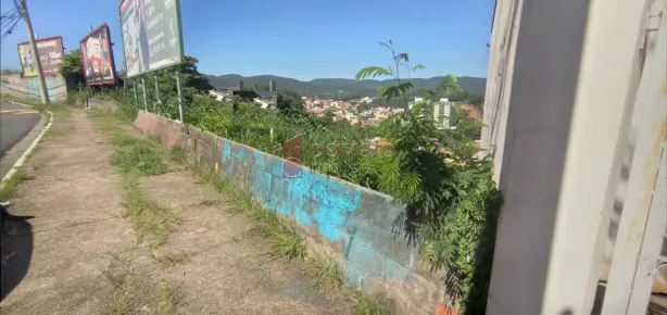 Lote/Terreno à venda, 702m² no Jardim Santa Adelaide, Jundiaí