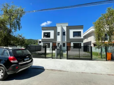 Casa com 3 Quartos à venda, 144m² no Cachoeira do Bom Jesus, Florianópolis