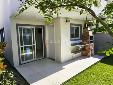 Casa com 3 Quartos para alugar, 135m² no Campeche, Florianópolis
