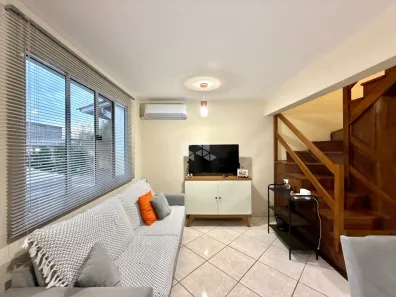 Casa de Condomínio com 3 Quartos à venda, 72m² no Sarandi, Porto Alegre