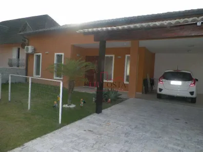 Casa de Condomínio com 3 Quartos à venda, 320m² no Sapê, Niterói
