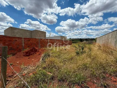 Lote/Terreno à venda, 360m² no Privê Lírios do Campo, Anápolis