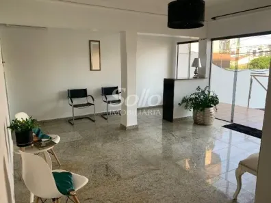 Sala Comercial para alugar, 300m² no Saraiva, Uberlândia