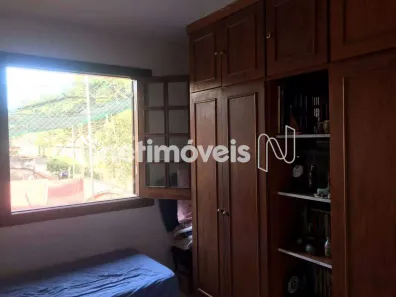 Casa com 4 Quartos à venda, 130m² no Floramar, Belo Horizonte