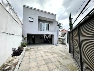 Casa com 5 Quartos à venda, 195m² no Igara, Canoas