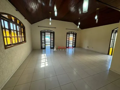 Casa de Condomínio com 3 Quartos à venda, 300m² no Parque Residencial Itapeti, Mogi das Cruzes