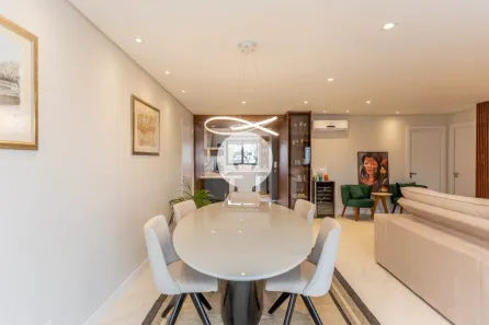 Apartamento com 2 Quartos à venda, 112m² no Ahú, Curitiba