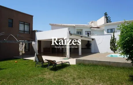 Casa com 4 Quartos para alugar, 400m² no Morada da Colina, Uberlândia
