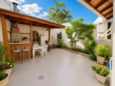 Casa com 3 Quartos à venda, 116m² no Guarujá, Porto Alegre