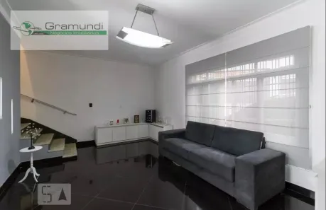 Sobrado com 4 Quartos à venda, 200m² no Vila Nair, São Paulo