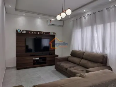 Casa com 4 Quartos à venda, 170m² no Jardim Áurea, Mogi Mirim