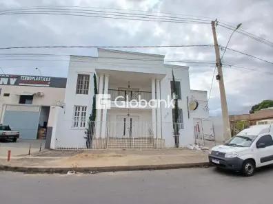 Galpão/Depósito/Armazém à venda, 430m² no Guarujá, Montes Claros