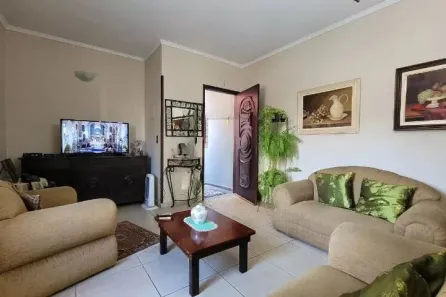 Sobrado com 5 Quartos à venda, 272m² no Vila Valparaíso, Santo André