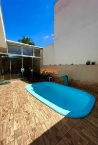 Casa com 3 Quartos para alugar, 272m² no Jardim Chapadão, Campinas