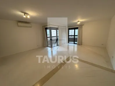 Apartamento com 4 Quartos para alugar, 220m² no Vila Uberabinha, São Paulo