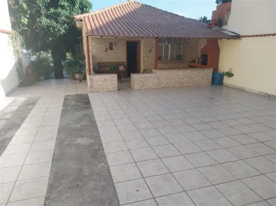 Casa com 3 Quartos à venda, 100m² no Vila Flávia, Duque de Caxias