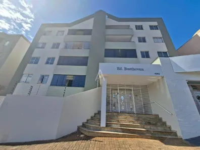 Apartamento com 3 Quartos para alugar, 97m² no Centro, Cascavel