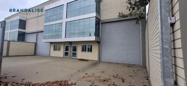 Galpão/Depósito/Armazém para alugar, 990m² no Mathias Velho, Canoas