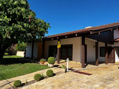 Casa com 3 Quartos à venda, 234m² no Centro, Timbó