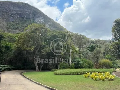 Lote/Terreno à venda, 1771m² no Corrêas, Petrópolis