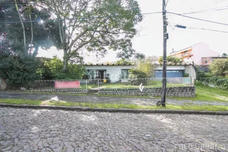 Casa com 4 Quartos à venda, 256m² no Cavalhada, Porto Alegre
