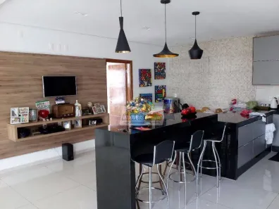 Casa com 3 Quartos à venda, 333m² no Vila Celeste, Uberaba