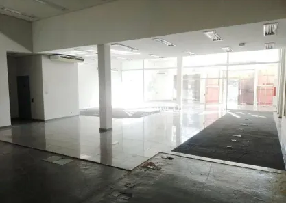 Ponto Comercial para alugar, 800m² no Parque Senhor do Bonfim, Taubaté