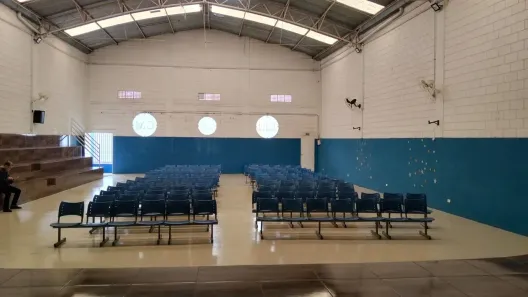 Galpão/Depósito/Armazém com 1 Quarto à venda, 350m² no Parque Guarani, São Paulo
