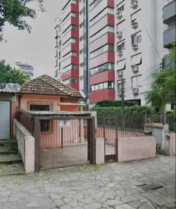 Casa com 3 Quartos à venda, 900m² no Santana, Porto Alegre