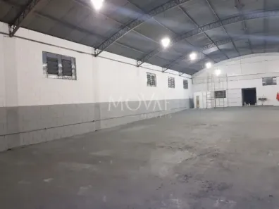 Galpão/Depósito/Armazém à venda, 750m² no Chácaras Reunidas, São José dos Campos