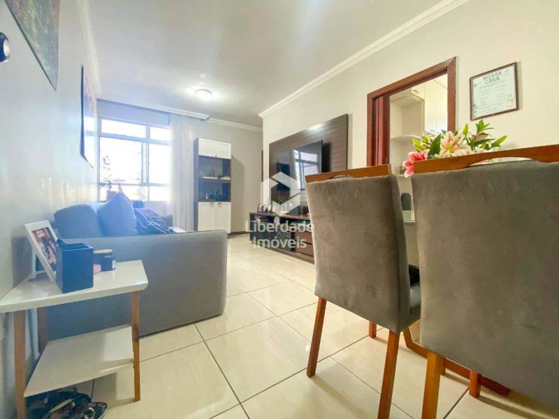 Apartamento com 2 quartos — Alto Caiçaras, Belo Horizonte