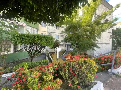 Apartamento com 2 Quartos à venda, 65m² no Jacarecica, Maceió