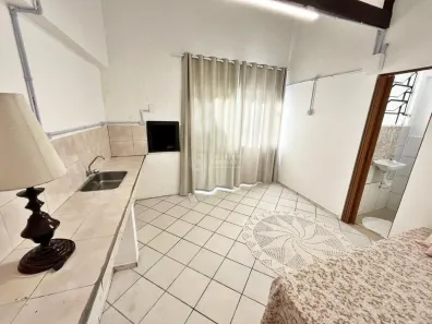 Casa com 1 Quarto para alugar, 35m² no Centro, Balneário Camboriú