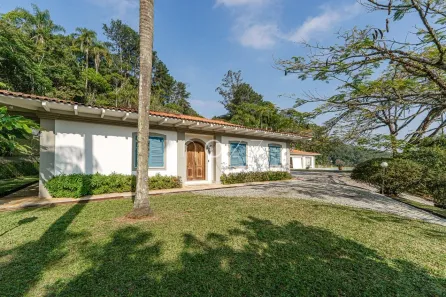 Casa com 3 Quartos à venda, 326m² no Saguaçu, Joinville