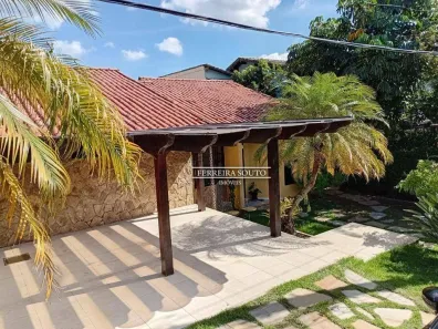 Casa de Condomínio com 4 Quartos à venda, 390m² no Piratininga, Niterói