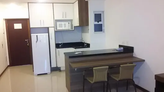 Flat com 1 Quarto para venda ou aluguel, 35m² no Costa do Sol, Macaé