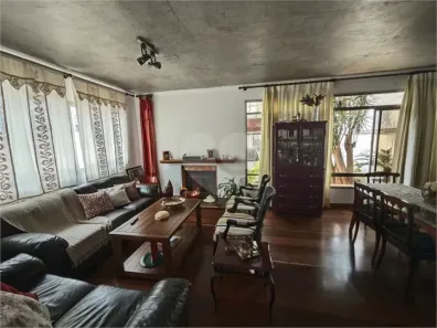 Casa com 5 Quartos à venda, 265m² no Saúde, São Paulo