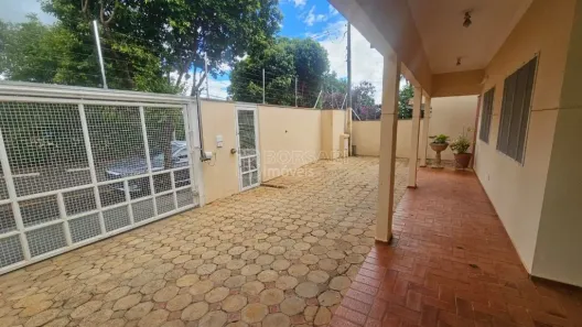 Casa com 3 Quartos à venda, 247m² no Jardim Imperador, Araraquara