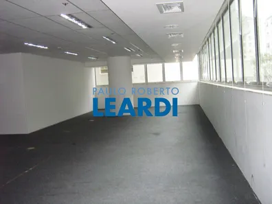 Ponto Comercial para alugar, 280m² no Cerqueira César, São Paulo