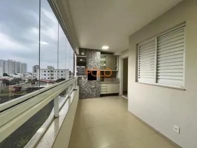 Apartamento com 3 Quartos para alugar, 122m² no Santa Mônica, Uberlândia