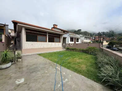 Casa com 3 Quartos para alugar, 165m² no Iucas, Teresópolis