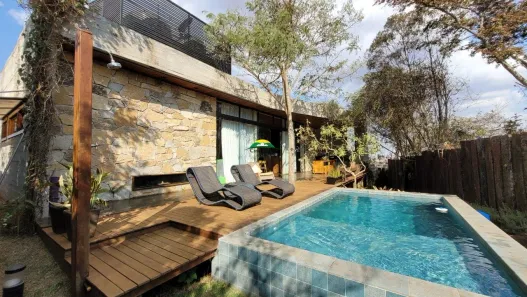Casa de Condomínio com 3 Quartos à venda, 250m² no Balneário Água Limpa, Nova Lima