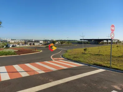Lote/Terreno à venda, 266m² no Parque Brasil 500, Paulínia